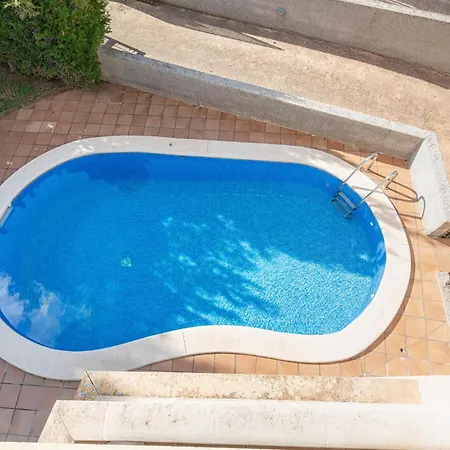 Willa Besso,con Piscina Privada